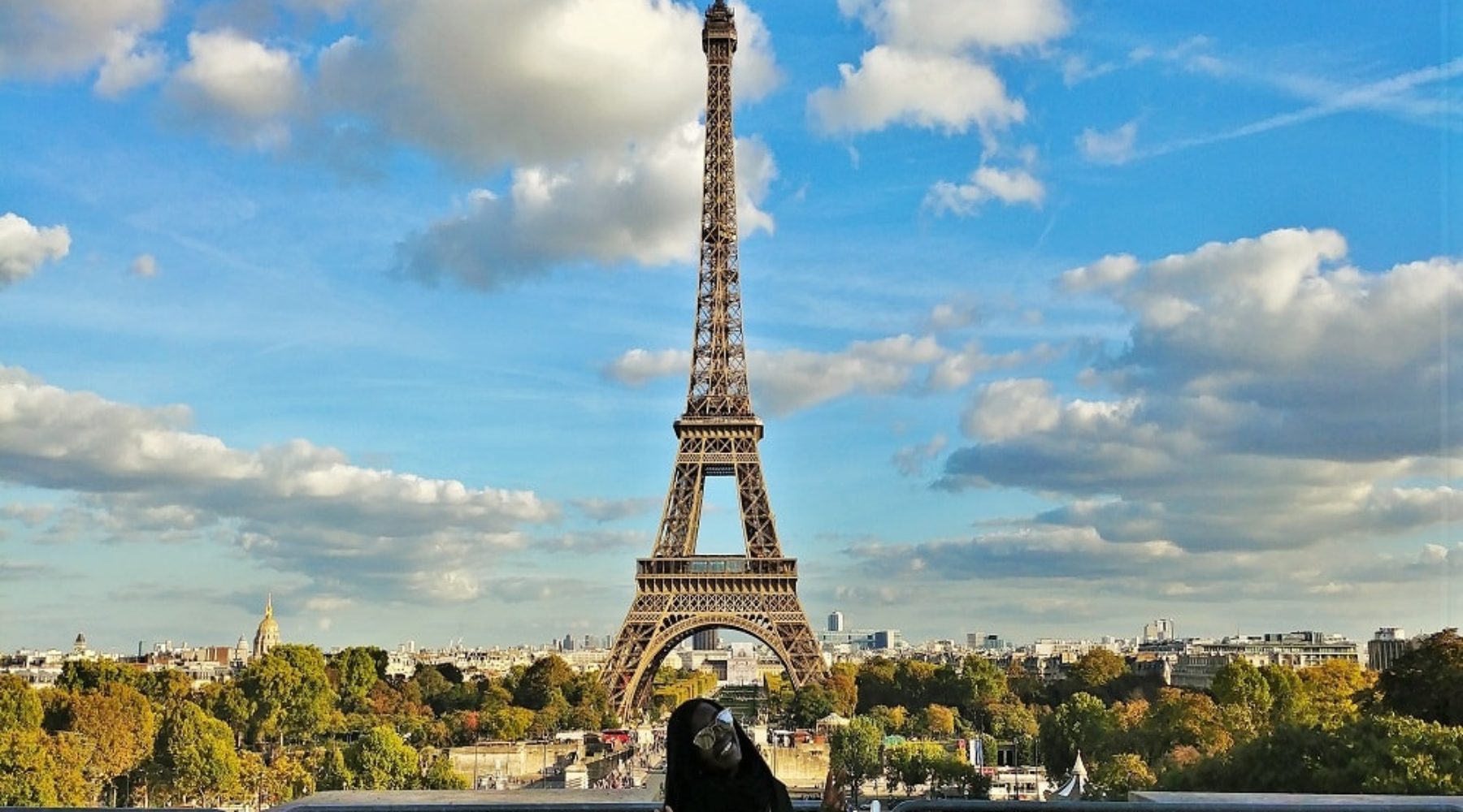 Shylo in Paris by the Eiffel tower