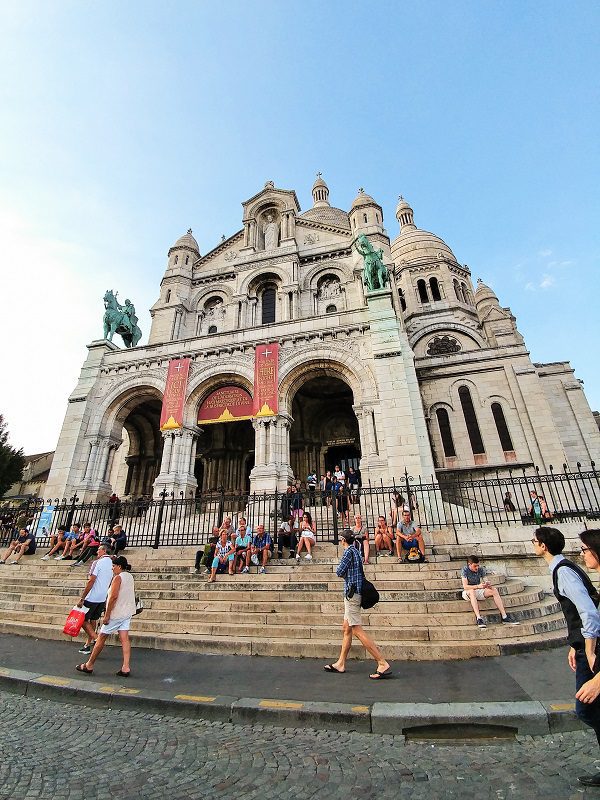  Sacre Coeur Basilica in Montmartre in Paris