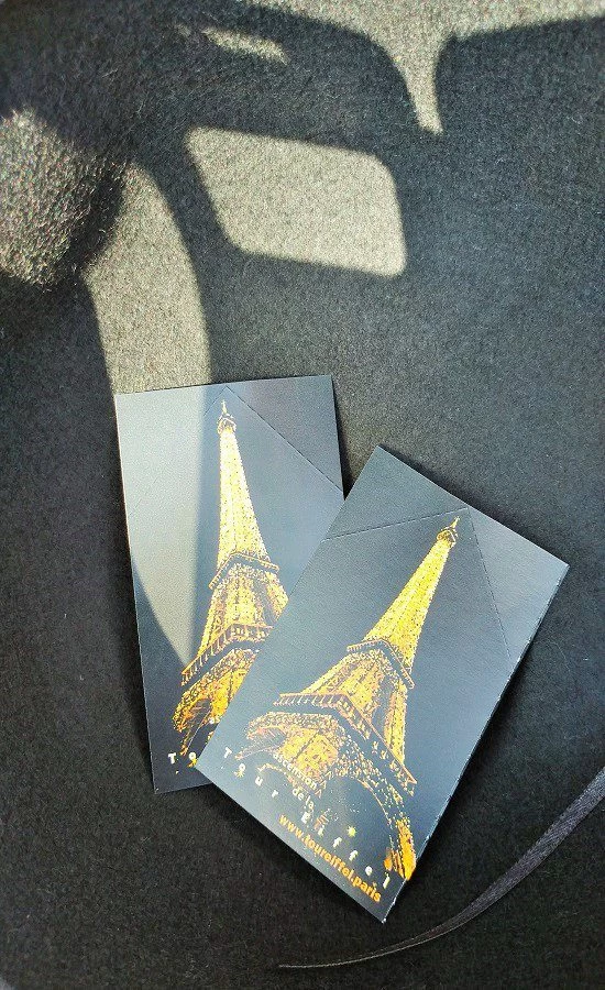 Tickets to enter the Eiffel tower in Paris