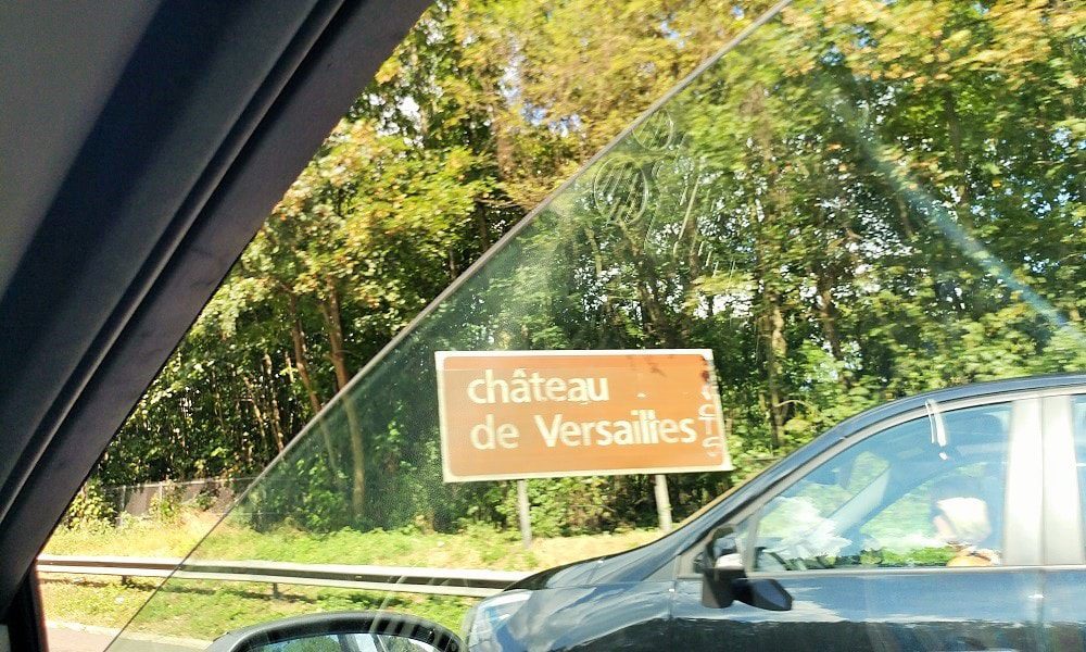 The road to Chateau de Versailles
