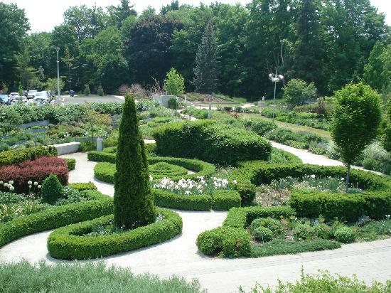 Edwards garden