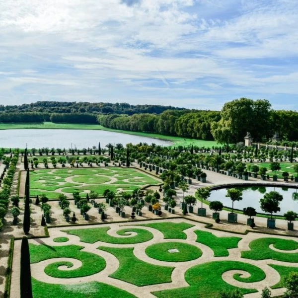 10 photos that will make you want to visit Versailles in the fall