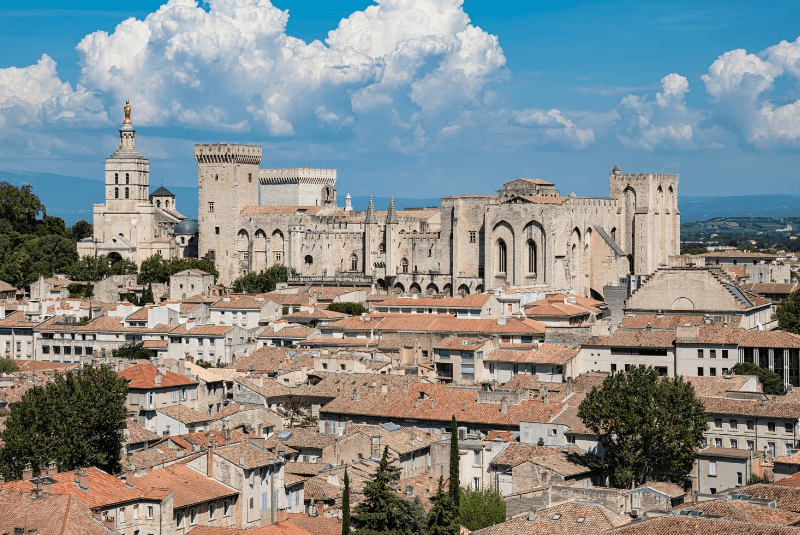 A walk through Avignon- Discovering Provence